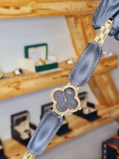 Luxury Women's Flower Shape Watch
