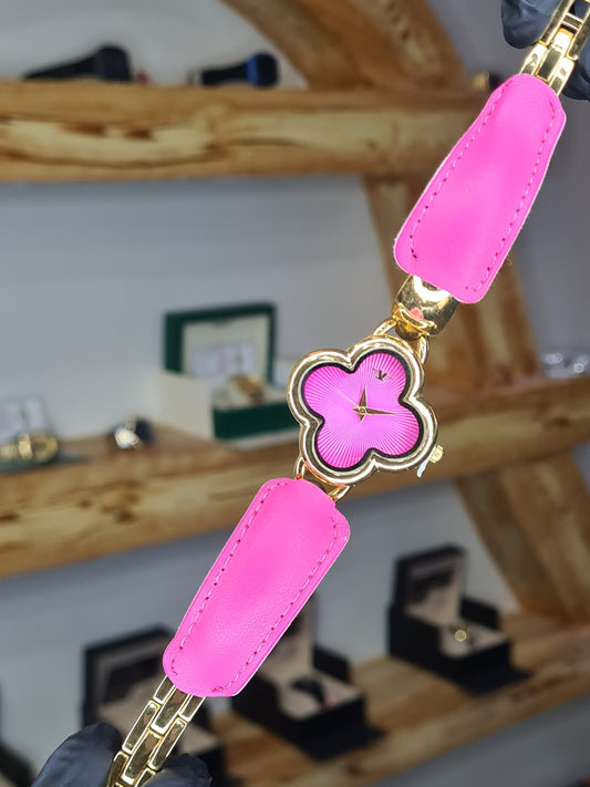 Luxury Women's Flower Shape Watch